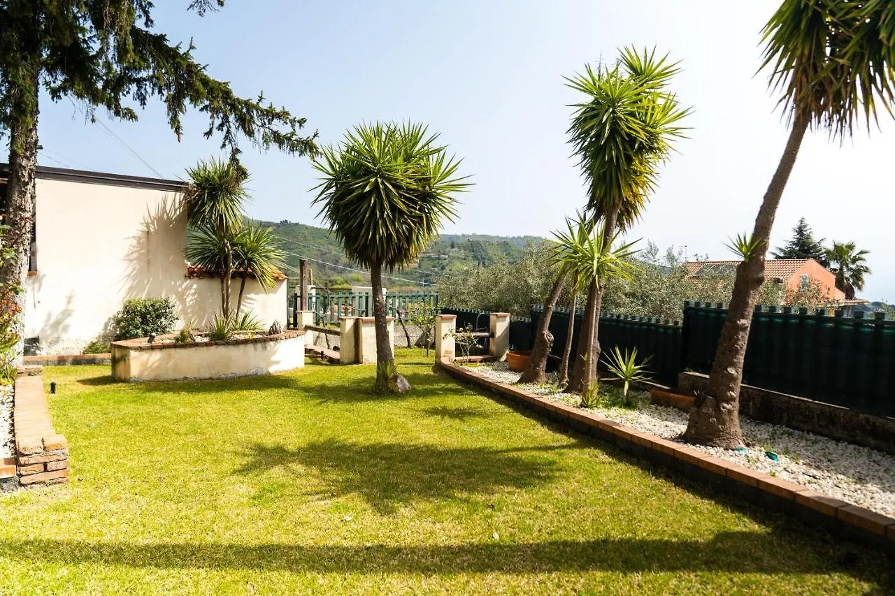 Villa Immersa Nel Verde Dell Etna Piedimonte Etneo
