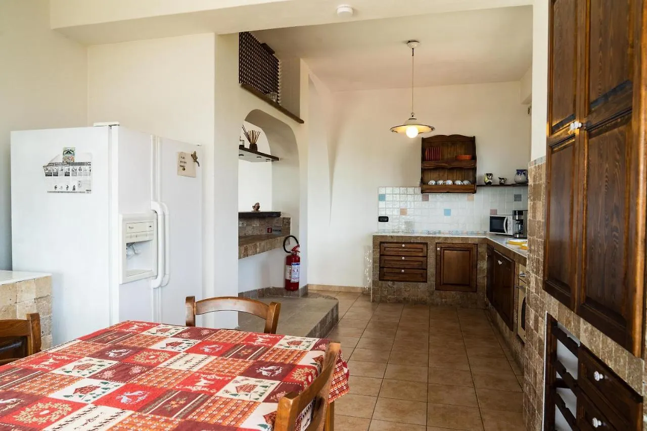 Villa Immersa Nel Verde Dell Etna Piedimonte Etneo 0*,  Itália